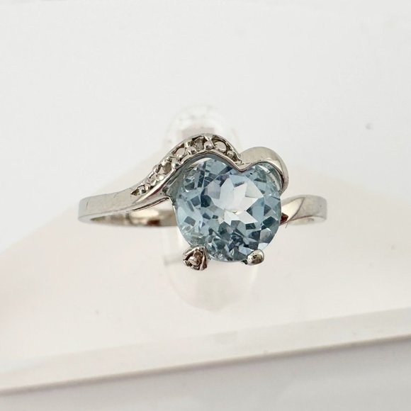 Beautiful Heart Shape Natural Blue Topaz and Diamond Ring Size 8.25 - Picture 4 of 15